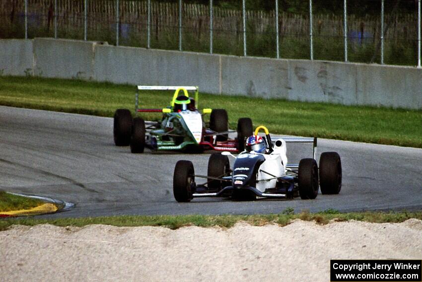 Mike Potekhen and Piero Rodarte, both in Van Diemen RF01s.