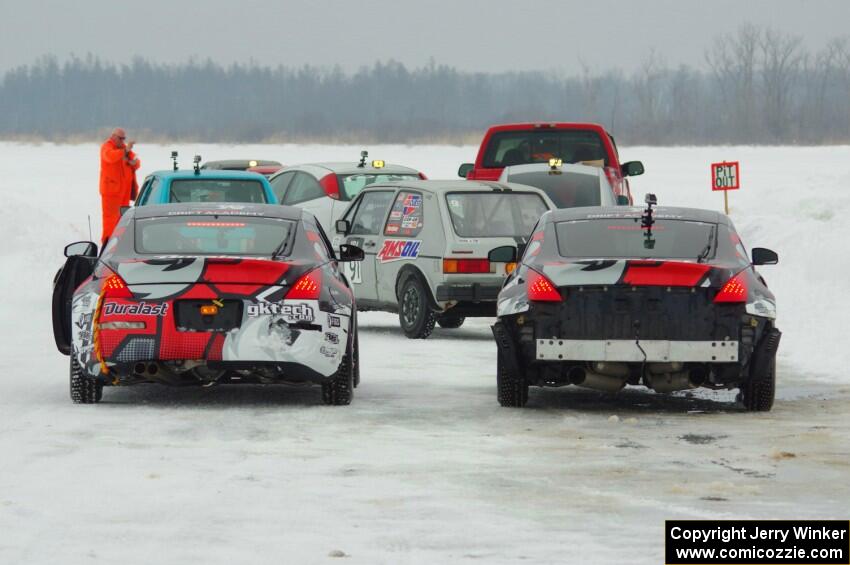 Josh Robinson's Nissan 350Z and Brent ???'s Nissan 350Z