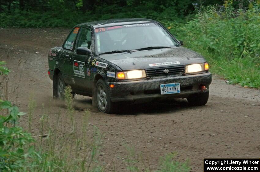 Jerry Rengo / Greg Hanka Nissan Sentra SE-R at a sharp left on SS6, Steamboat II.