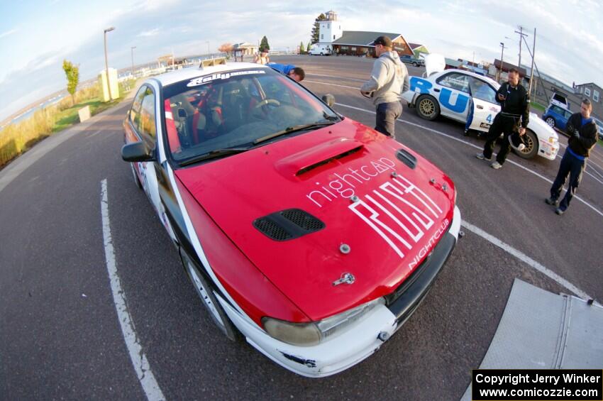 Brad Hayosh / Molly Disend Subaru Impreza leaves the trailer for parc expose in L'Anse.