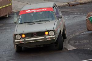 Adam VanDamme / Jake Carlson VW Rabbit on SS15 (Lakeshore Drive).