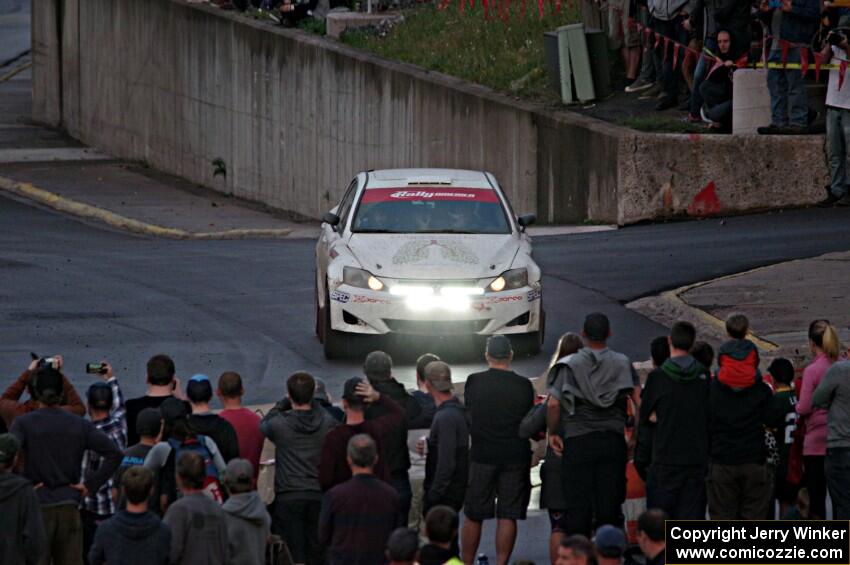 Michael Hooper / Claudia Barbera-Pullen Lexus IS350 Lexus IS350 on SS15 (Lakeshore Drive).