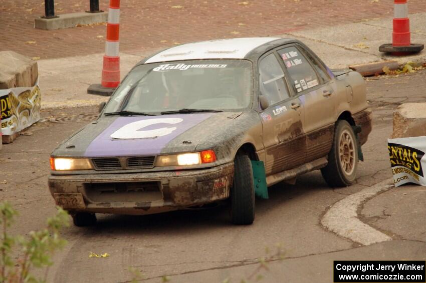 Michael Miller / Angelica Miller Mitsubishi Galant VR-4 on SS15 (Lakeshore Drive).