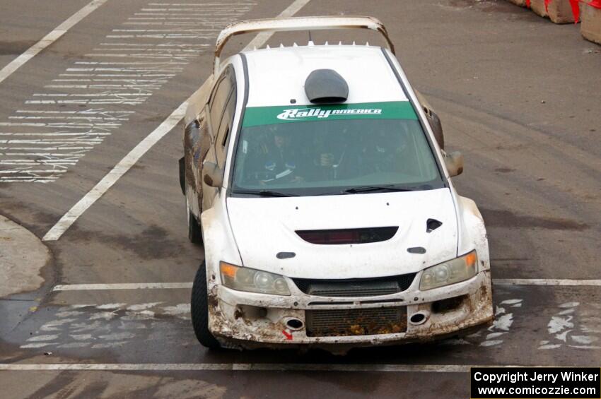 Joseph Burke / Karen Jankowski Mitsubishi Lancer Evo IX on SS15 (Lakeshore Drive).