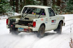 Scott Parrott / Ian Holmes Chevy S-10 on SS1.