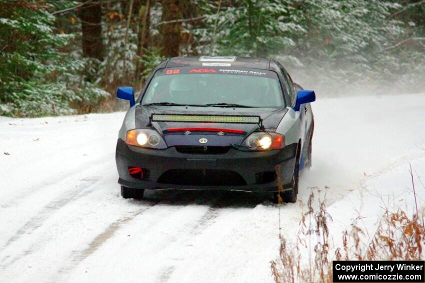 Paul Johansen / Susi Little Hyundai Tiburon on SS2.