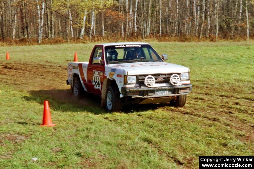 Jim Cox / Kaari Cox Chevy S-10 on SS1, Casino.