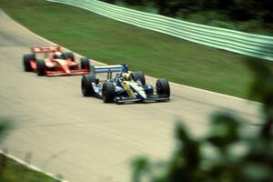 Hiro Matsushita's Lola T-93/06/Ford Cosworth XB and Buddy Lazier's Lola T-92/00/Buick