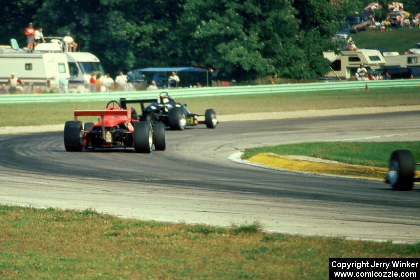 Mark Hotchkis, Jaki Scheckter and Diego Guzman, all in Mondiale Formula SAABs.