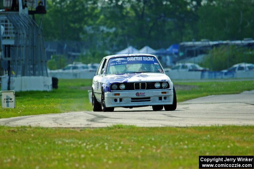 Mike Campbell's ITA BMW 325is