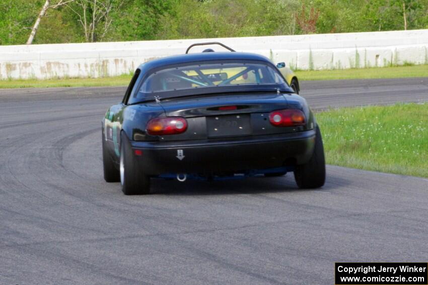 Cody Lindman's STL Mazda Miata