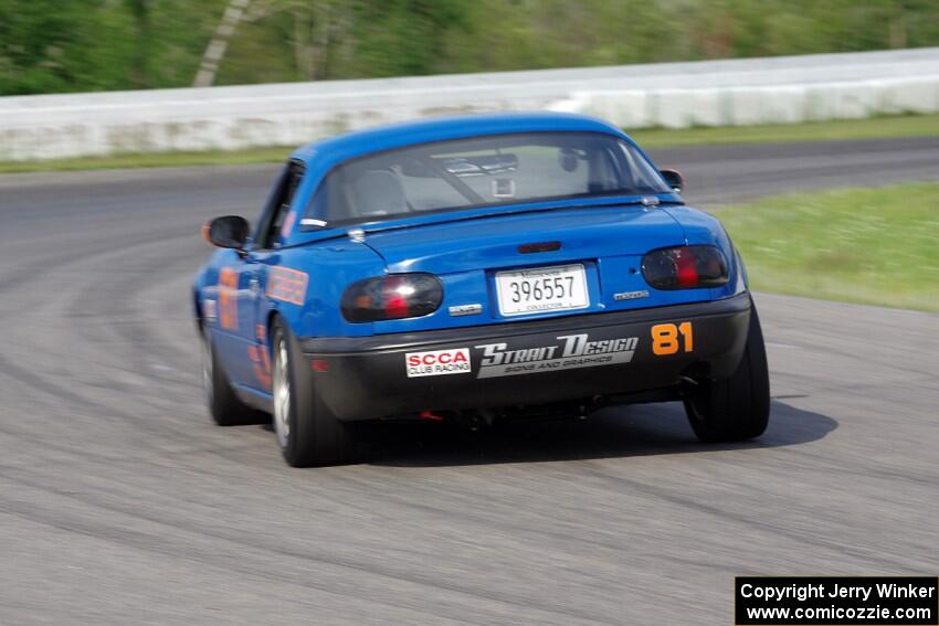 Gordon Kuhnley's Spec Miata Mazda Miata