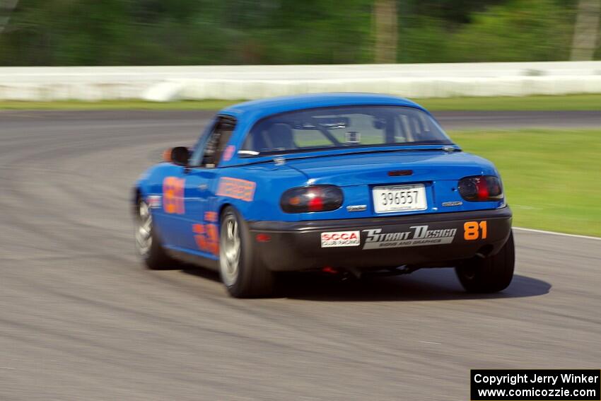 Gordon Kuhnley's Spec Miata Mazda Miata