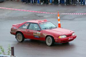 Andrew Mozer / Eric Mozer Ford Mustang on SS15, Lakeshore Drive.