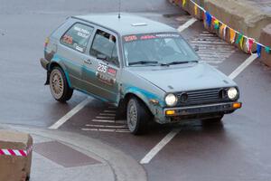 Mark Rokus / Mike Van Alphen VW GTI on SS15, Lakeshore Drive.