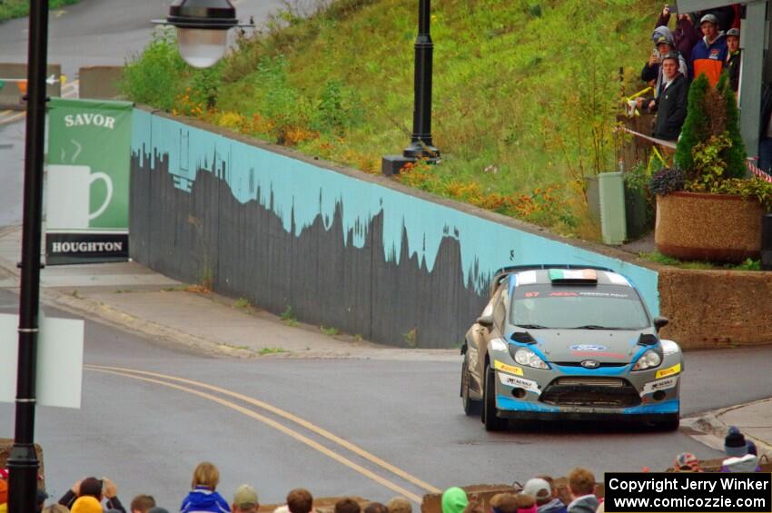 Barry McKenna / Andrew Hayes Ford Fiesta on SS15, Lakeshore Drive.