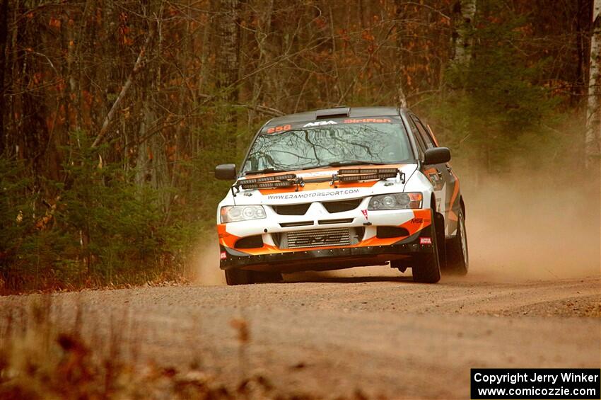 Tim Whitteridge / Mitch Meadows Mitsubishi Lancer Evo VIII on SS1.