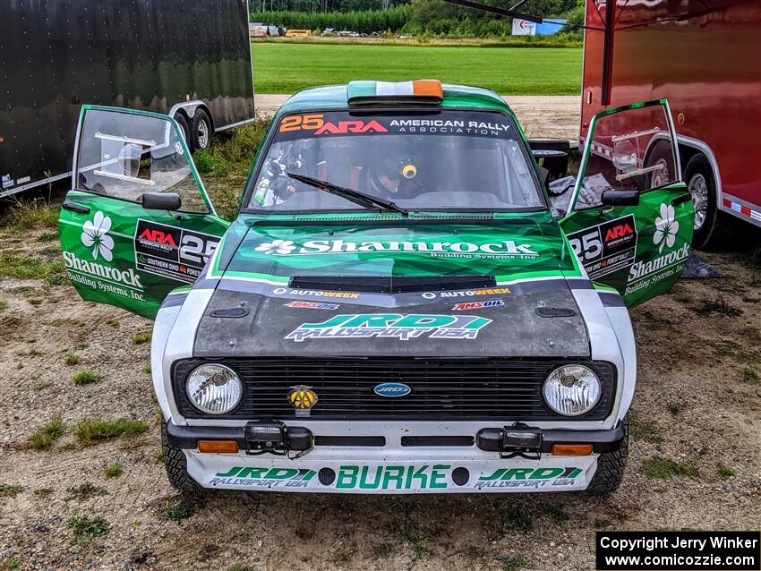 Seamus Burke / Martin Brady Ford Escort and Rob Sanders / Boyd Smith Subaru WRX STi before the start.