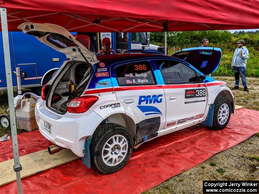 Brad Morris / Michael Hordijk Mitsubishi Mirage before the start of the event.