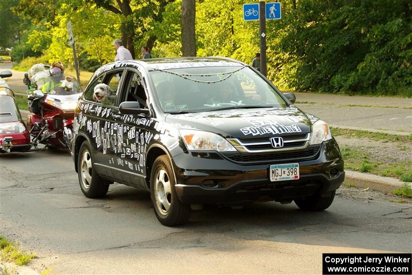 ArtCar 5 - Honda C-RV