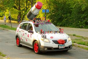 ArtCar 22 - Pontiac Vibe