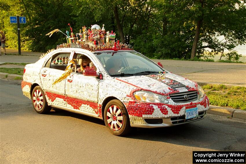 ArtCar 18 - Toyota Corolla