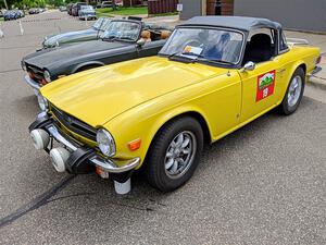 Triumph TR-6