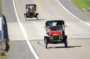 Jim Laumeyer's 1910 Maxwell and Ron Fishback's 1912 Maxwell