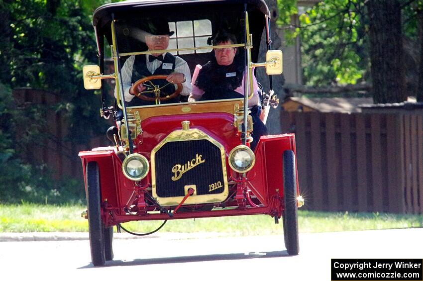 Walter Burton's 1910 Buick
