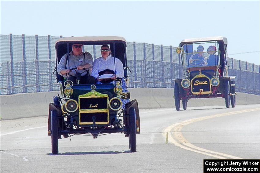 Eric Hylen's 1907 Maxwell and John Pole's 1910 Buick