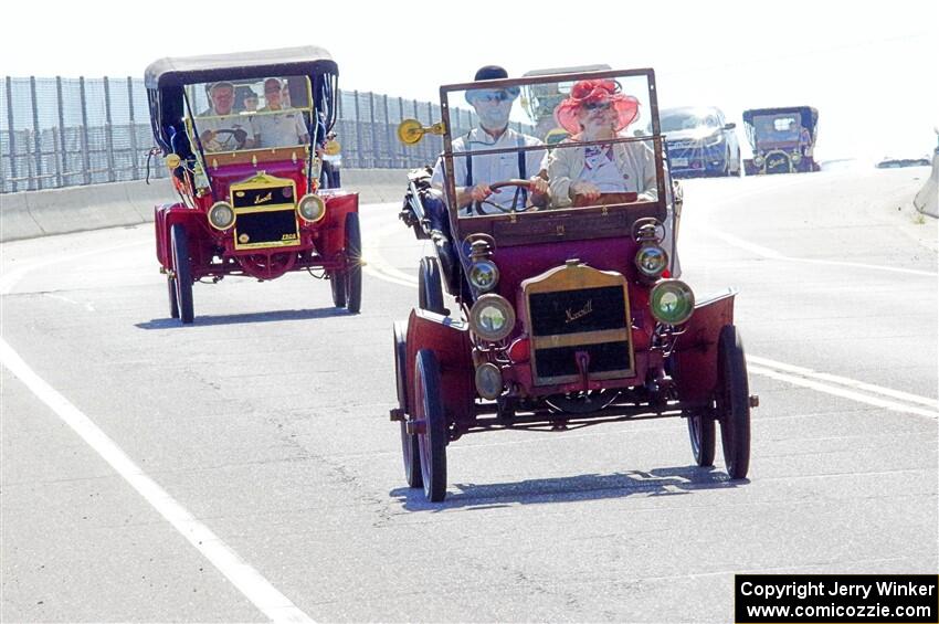 Roger Garnett's 1908 Maxwell and Jeff Schreiner's 1908 Maxwell