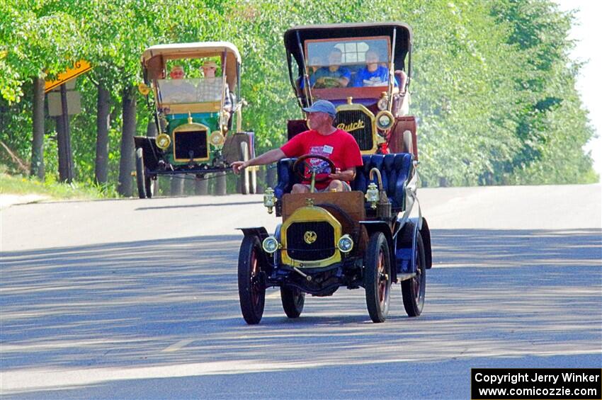 Webster Peterson's 1911 Le Zèbre, Westley Peterson's 1911 Maxwell and Anton Traut's 1909 Buick