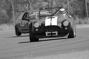 Peter Jankovskis' SPO Ford Cobra Replica and Mark Utecht's STL Honda Civic