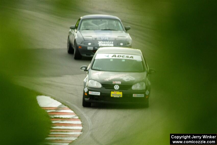 Tom Daly's T4 VW Rabbit and Aaron Jongbloedt's Spec Miata Mazda Miata