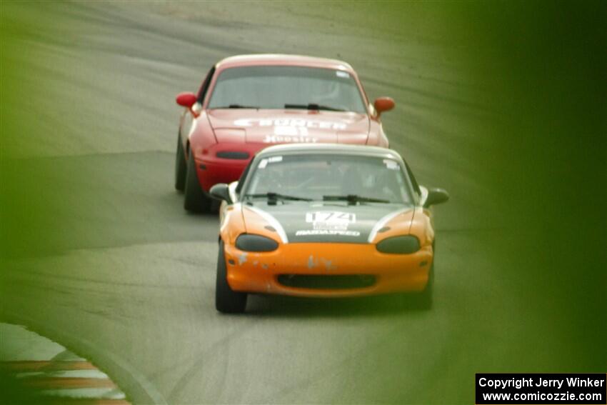Cam Ebben's and Andrew Jenkins' Spec Miata Mazda Miatas