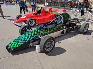 Lola T-440 Formula Ford (foreground) and Van Diemen/Mazda Formula Atlantic