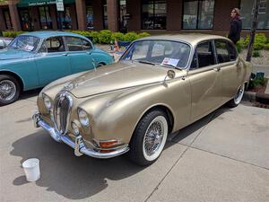 Jaguar Mk II 3.8 Saloon