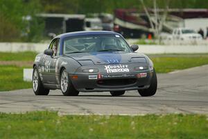 Aaron Jongbloedt's Spec Miata Mazda Miata