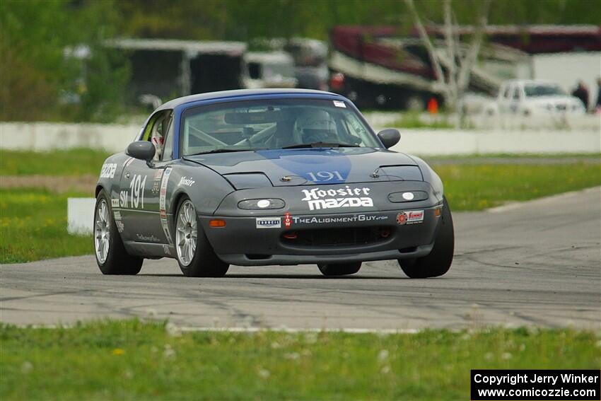 Aaron Jongbloedt's Spec Miata Mazda Miata