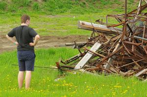 The remains of the grandstand between turns 1 and 2, now gone.
