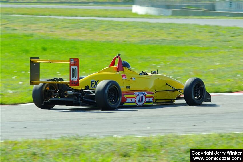 Steve Thomson's Van Diemen RF02/Mazda