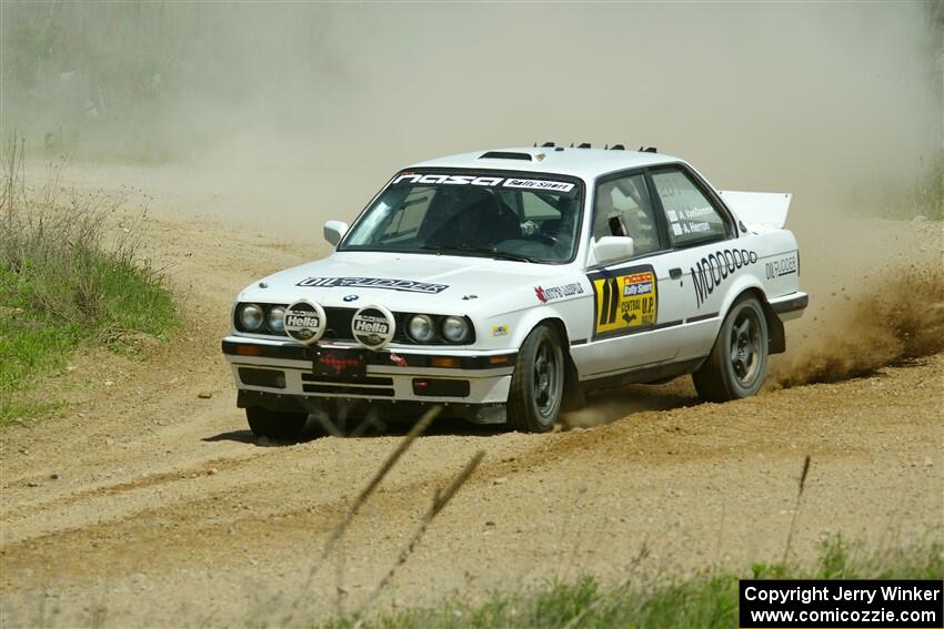 Adam VanDamme / Andrew Herron BMW 325i on SS1, J5 North.