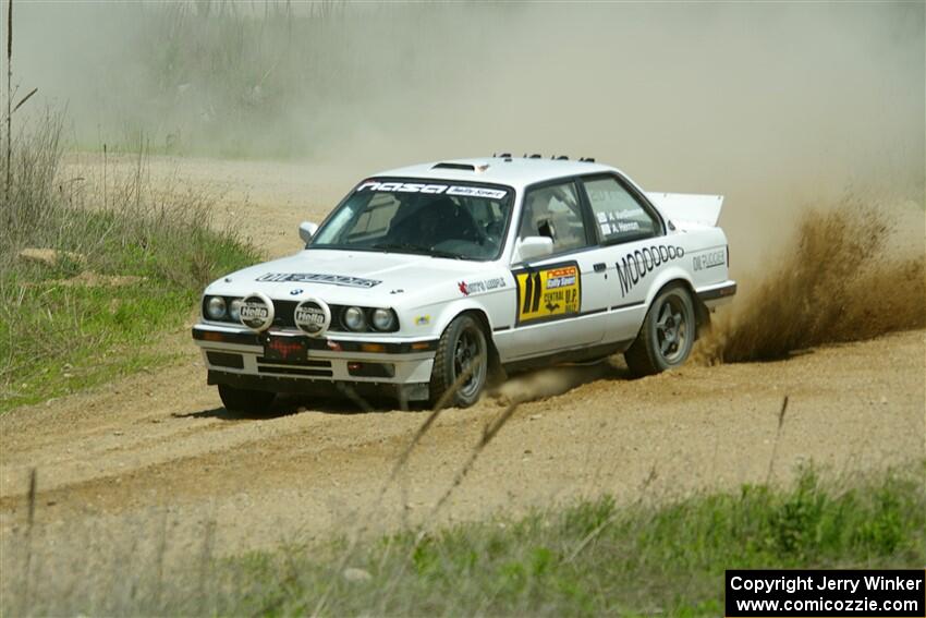 Adam VanDamme / Andrew Herron BMW 325i on SS1, J5 North.