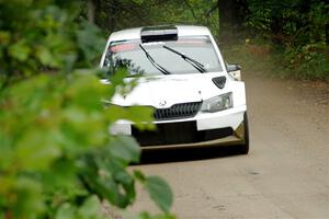 Ryan Booth / Andy Hayes Škoda Fabia on SS1, Steamboat I.