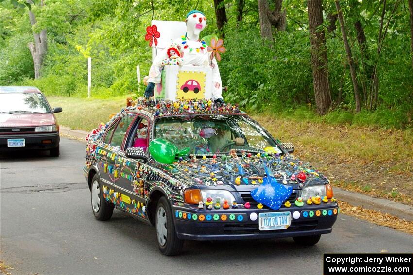 ArtCar 6 - Toyota Corolla