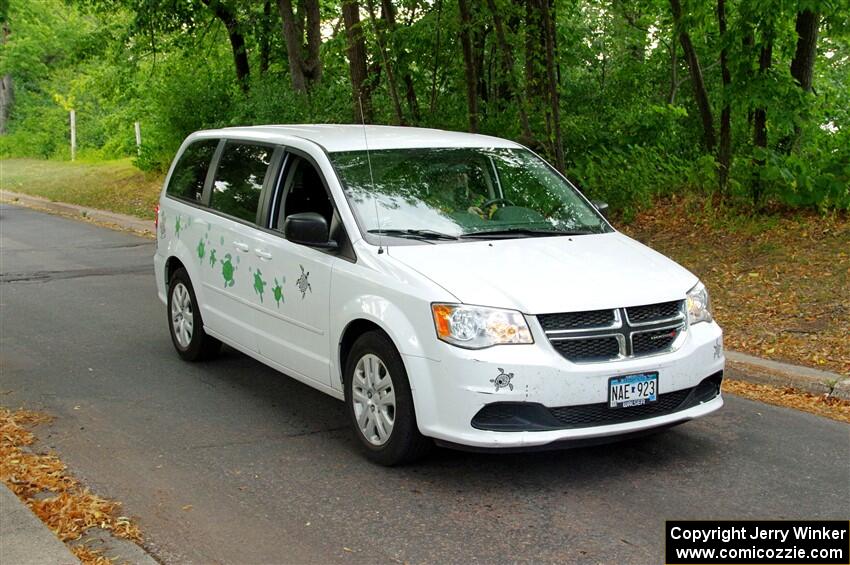 ArtCar 12 - Dodge Grand Caravan