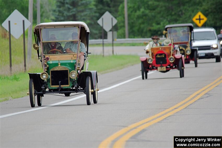 Westley Peterson's 1911 Maxwell and John Elliot's 1912 Maxwell