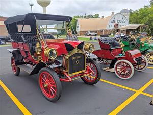 Jerry Kramer's 1908 Northern and Tim Wiggins' 1904 Ford