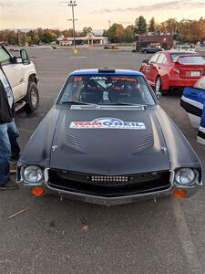 Tim O'Neil / Constantine Mantopoulos AMC AMX prior to the start of the event.