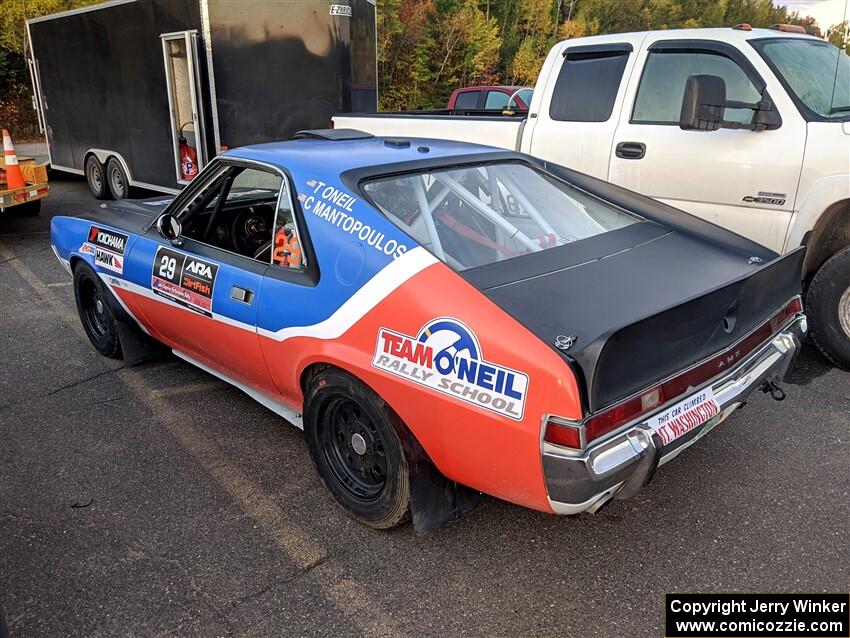 Tim O'Neil / Constantine Mantopoulos AMC AMX prior to the start of the event.